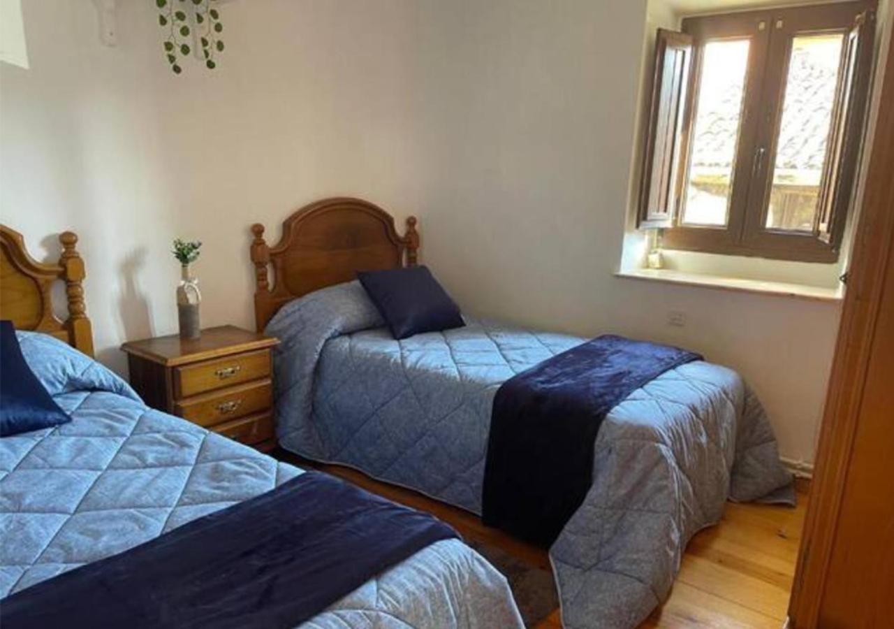 הוילה Onís Pantin Corao Casa Rural מראה חיצוני תמונה