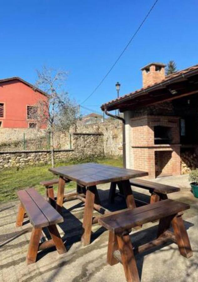 הוילה Onís Pantin Corao Casa Rural מראה חיצוני תמונה